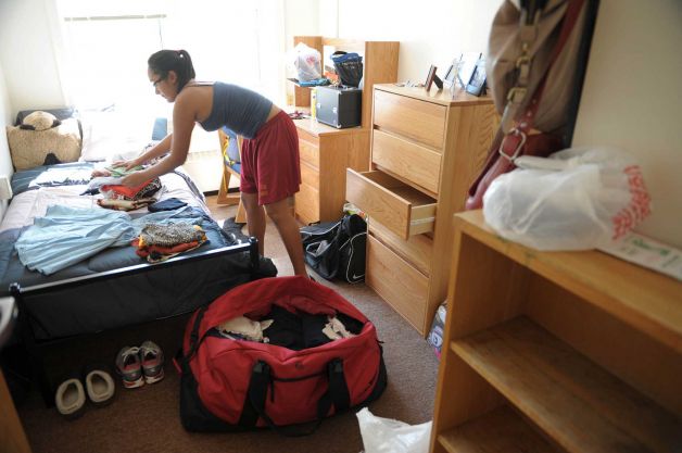 5 Ways to ease the shift from home to a dorm