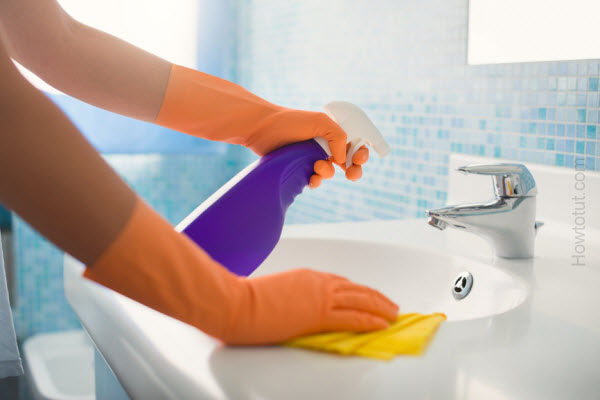 4 Bathroom Cleaning Mistakes