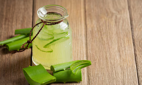 Glass-of-aloe-vera-juice