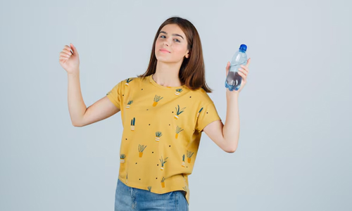 Stay-hydrated-for-healthy-uterus